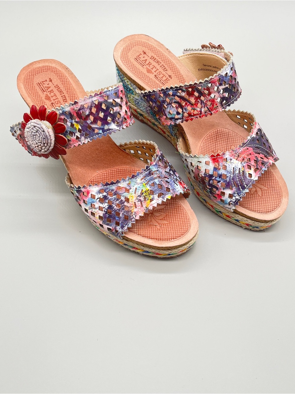 Spring Step Evesgarden-PKM. Size 40. Gently worn. Multi/color pink .Hand painted